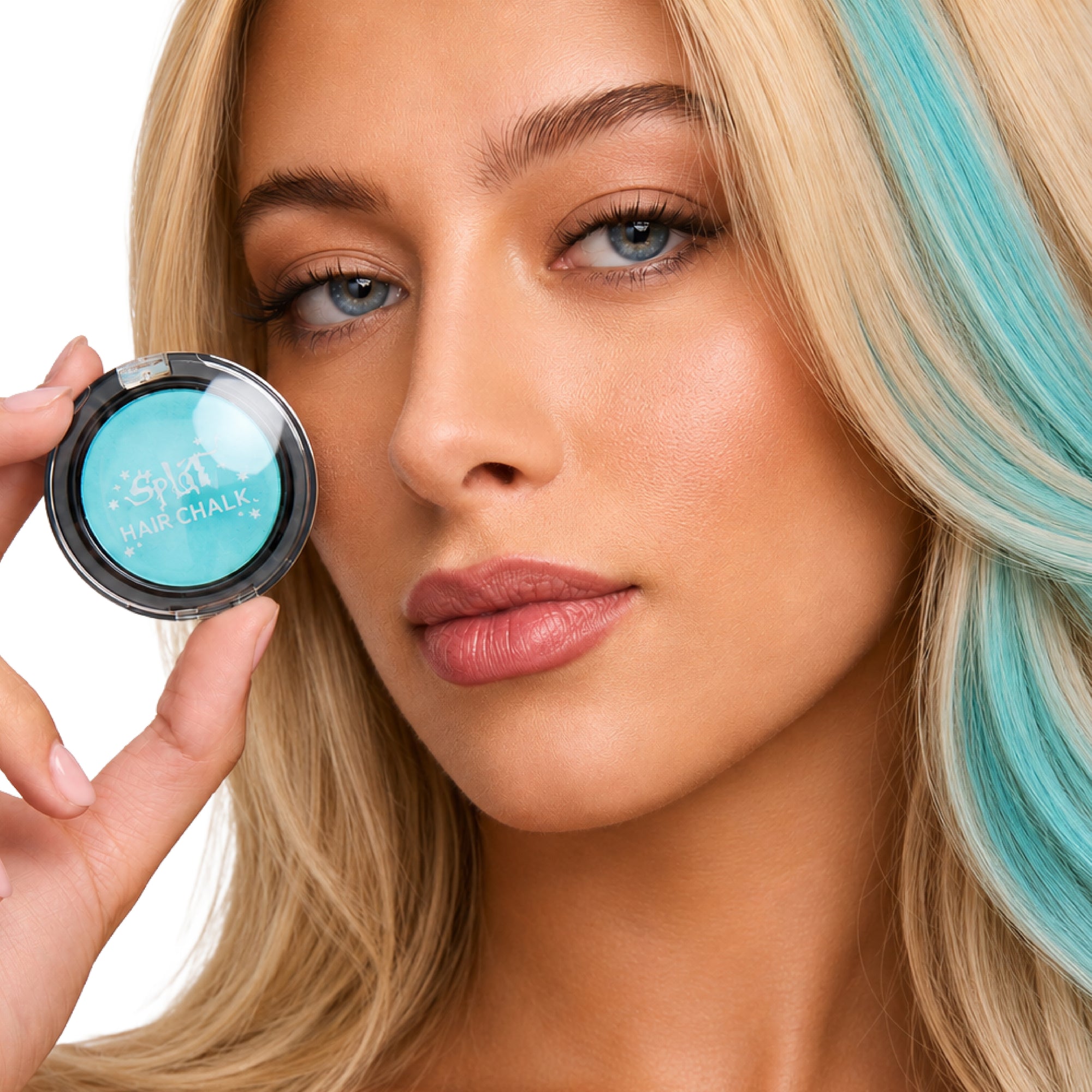 Caramelo de menta: tiza para el cabello verde azulado